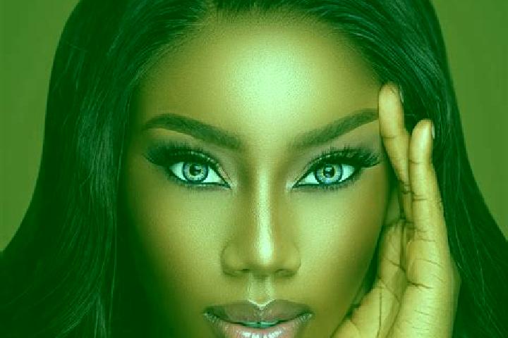 Aubrey, 23, a red blue-eyed ebony companion based in Mamu Kanjan. Offering Travel Companion, Erotic Massage, Domination, Girlfriend Experience. Available for...
