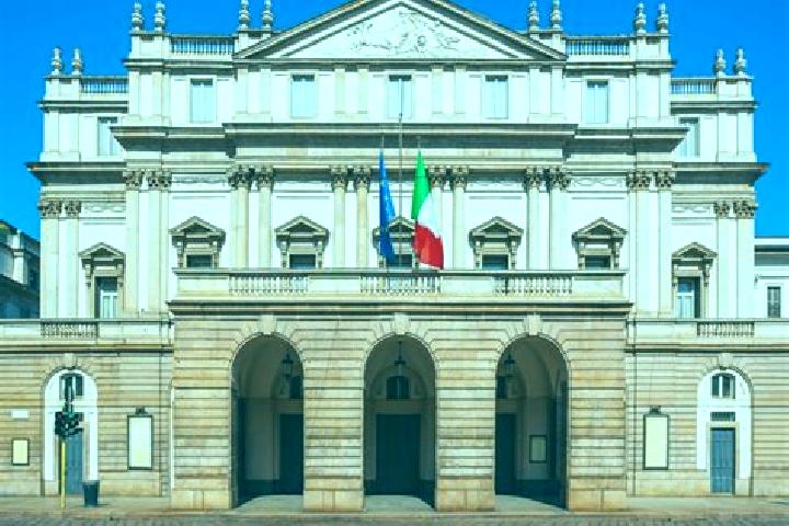 Aubrey, 23 — Escort in La Scala, Italy