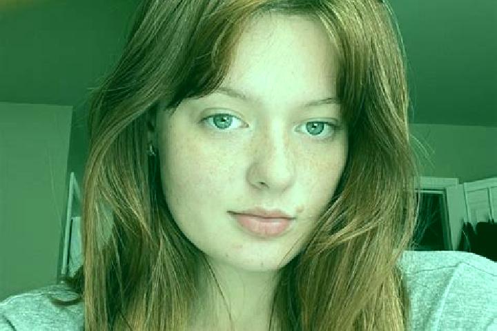Aubrey, 24, a auburn amber-eyed mixed companion based in Valdelagua del Cerro. Offering Overnight, Travel Companion, Prostate Massage, Party Girl. Available ...