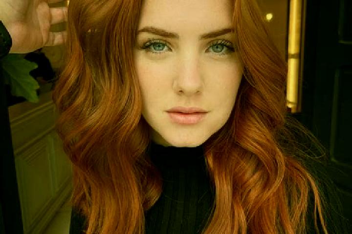 Aubrey, 24, a auburn blue-eyed mediterranean companion based in Sablons. Offering Roleplay, Fetish, Deep French Kissing, GFE, Striptease. Available for incal...