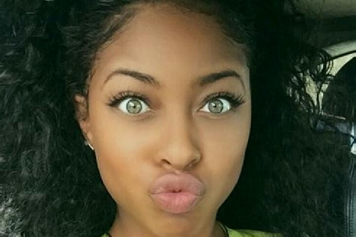 Aubrey, 24, a black green-eyed ebony companion based in Khan Yunis. Offering Erotic Massage, Prostate Massage, OWO, Couples. Available for incall and outcall...