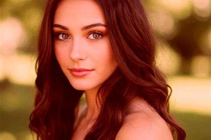 Aubrey, 24, a brunette hazel-eyed european companion based in Zhoujia. Offering Massage, Overnight, Domination. Available for incall and outcall, overnight b...