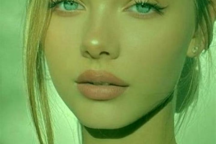 Aubrey, 24, a dark blonde blue-eyed mediterranean companion based in Vleuten. Offering OWO, Duos, Party Girl, Travel Companion. Available for incall and outc...