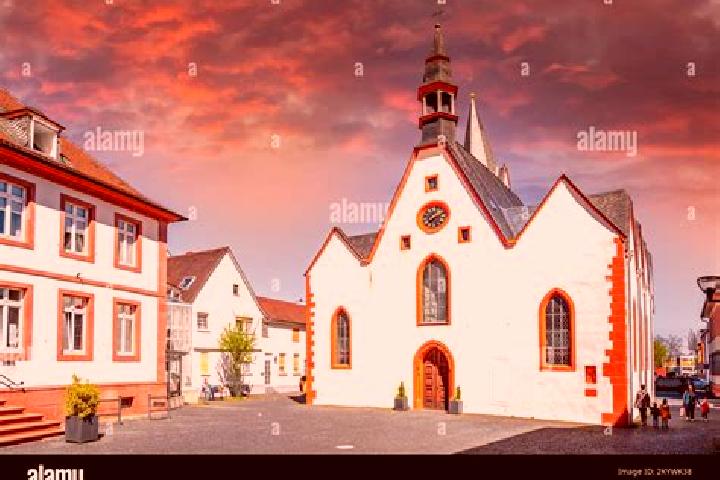 Aubrey, 24 — Escort in Babenhausen, Germany