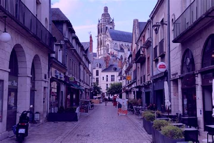 Aubrey, 24 — Escort in Blois, France