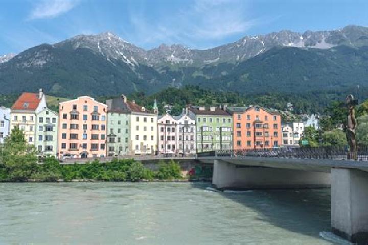 Aubrey, 24 — Escort in Reifling, Austria