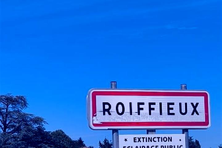 Aubrey, 24 — Escort in Roiffieux, France