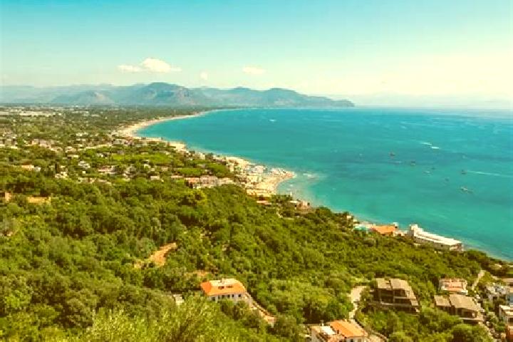 Aubrey, 24 — Escort in Villa Felice, Italy