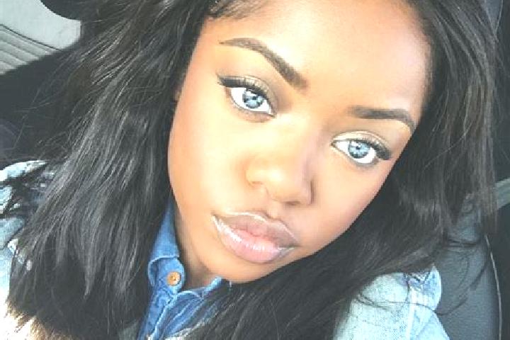 Aubrey, 25, a auburn blue-eyed ebony companion based in Moyaux. Offering CIM, BDSM, Party Girl. Available for incall and outcall, day and evening dates.
