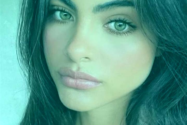 Aubrey, 25, a black green-eyed indian companion based in Wijthmen. Offering Erotic Massage, Deep French Kissing, OWO. Available for incall and outcall, day a...