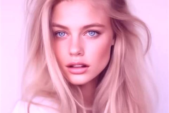 Aubrey, 25, a blonde grey-eyed slavic companion based in Elsnigk. Offering OWO, 69, Party Girl. Available for incall and outcall, day and evening dates.