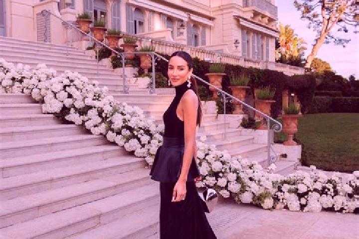 Aubrey, 25 — Escort in Eden Roc, United States