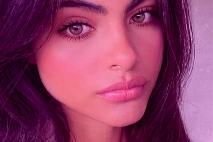 Aubrey, 26, a black dark-eyed indian companion based in Voru. Offering Overnight, Party Girl, BDSM, Dinner Date. Available for incall and outcall, overnight ...