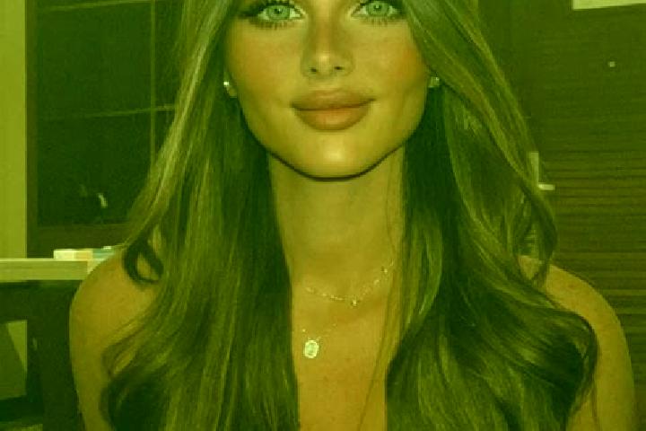 Aubrey, 26, a brunette dark-eyed european companion based in Cerveny Kostelec. Offering Overnight, 69, Deep French Kissing. Available for incall and outcall,...