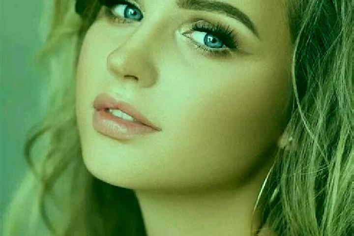 Aubrey, 26, a dark blonde blue-eyed slavic companion based in Morozzo. Offering GFE, BDSM, Deep French Kissing, CIM. Available for incall and outcall, day an...