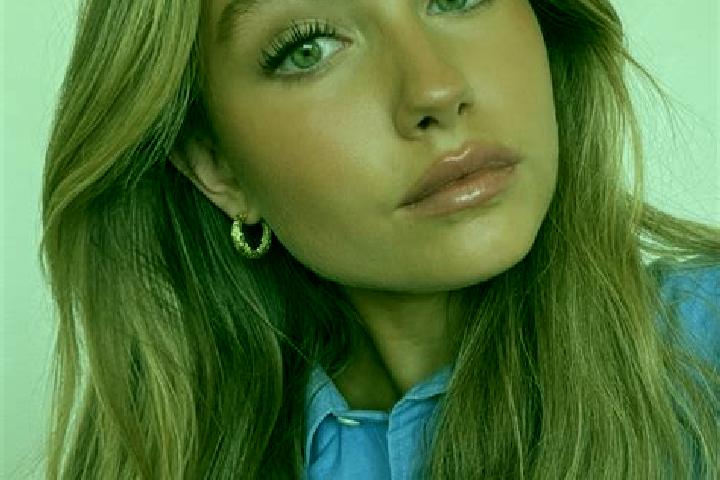 Aubrey, 26, a dark blonde green-eyed caribbean companion based in Villalobar de Rioja. Offering OWO, GFE, Fetish, Striptease. Available for incall and outcal...