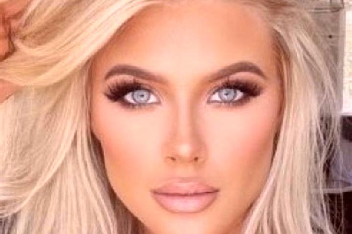 Aubrey, 26, a platinum blonde blue-eyed ebony companion based in Hughson. Offering Fetish, CIM, Prostate Massage. Available for incall and outcall, day and e...