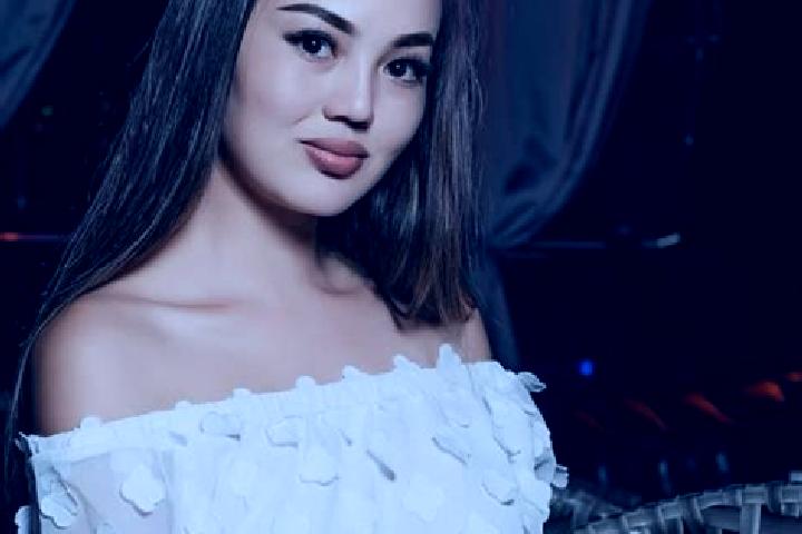 Aubrey, 26 — Escort in Karolinka, Czech Republic