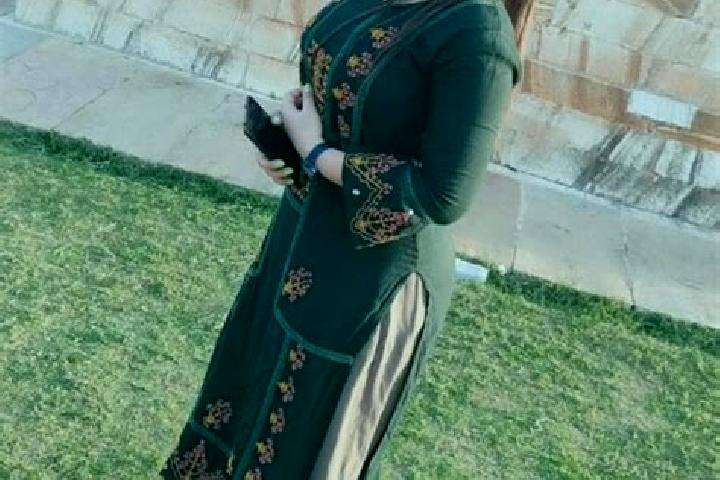 Aubrey, 26 — Escort in Orai, India