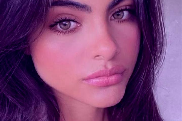 Aubrey, 27, a auburn amber-eyed indian companion based in Taucha. Offering Party Girl, Dinner Date, Domination, Massage. Available for incall and outcall, ov...