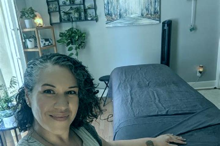 Aubrey, 27, a black brown-eyed caucasian companion based in Arnage. Offering Fetish, Massage, Erotic Massage, Dinner Date. Available for incall and outcall, ...