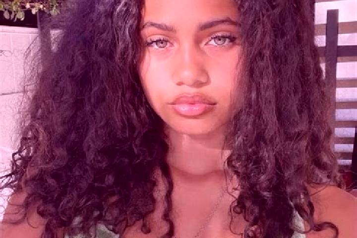 Aubrey, 27, a black green-eyed mixed companion based in Mafinga. Offering Dinner Date, Massage, Fetish. Available for incall and outcall, day and evening dates.