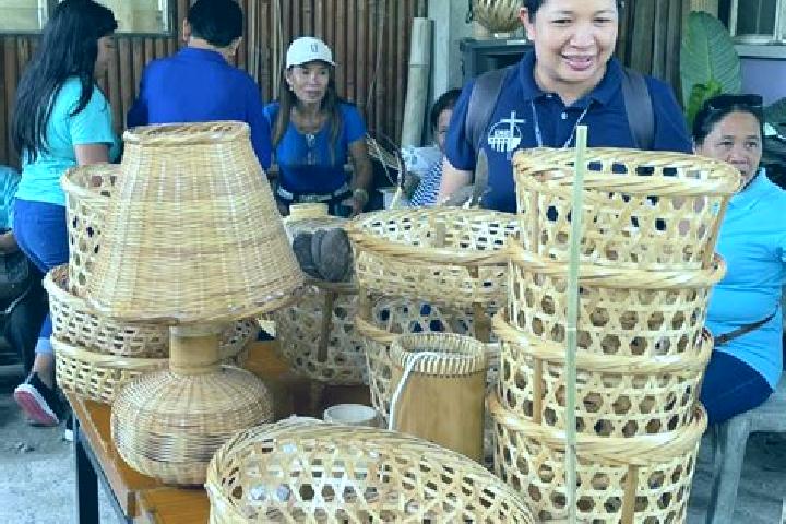 Aubrey, 27 — Escort in Alimodian, Philippines