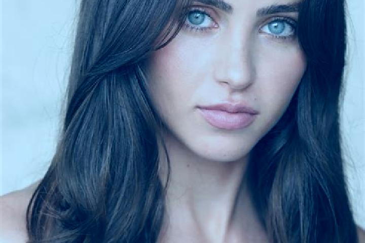 Aubrey, 28, a black brown-eyed indian companion based in Mariaheide. Offering OWO, Erotic Massage, Party Girl, 69. Available for incall and outcall, overnigh...