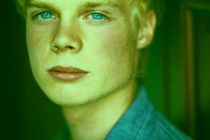 Aubrey, 28, a blonde blue-eyed asian companion based in Pouilly-sur-Loire. Offering Travel Companion, Dinner Date, Prostate Massage. Available for incall and...