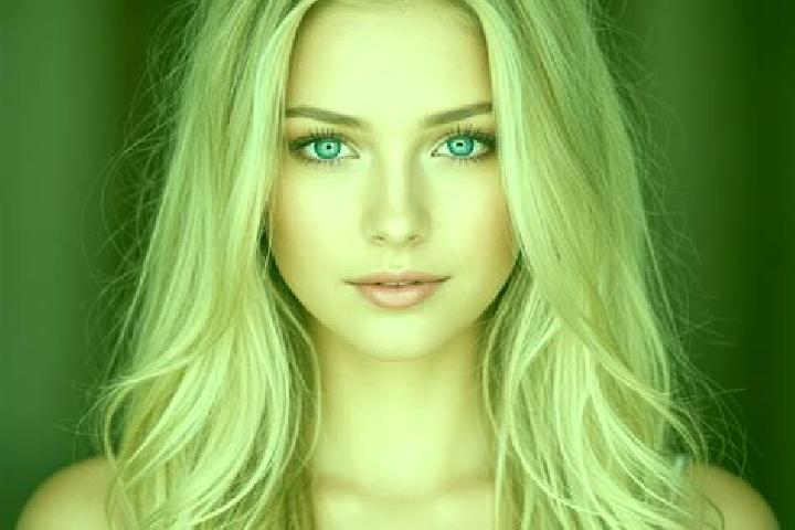 Aubrey, 28, a blonde brown-eyed mixed companion based in Warungsugan. Offering Domination, Fetish, Girlfriend Experience. Available for incall and outcall, o...