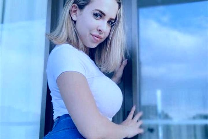 Aubrey, 28, a blonde dark-eyed ebony companion based in Thanh Hoa. Offering OWO, Overnight, A-Level, Duos, Dinner Date. Available for incall and outcall, day...