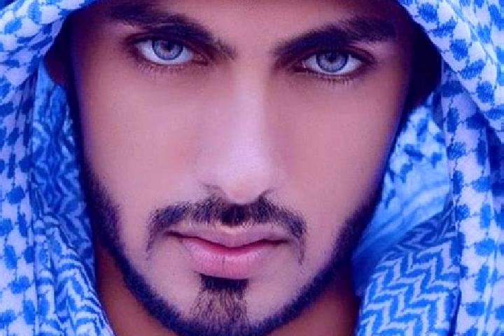Aubrey, 28, a red dark-eyed middle eastern companion based in Paraiso do Tocantins. Offering Dinner Date, Massage, GFE, Prostate Massage. Available for incal...