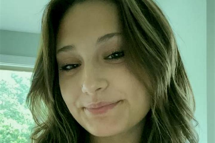 Aubrey, 28 — Escort in Erlanger, United States