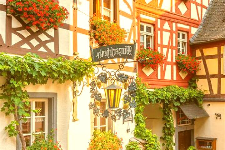 Aubrey, 28 — Escort in Lurschau, Germany