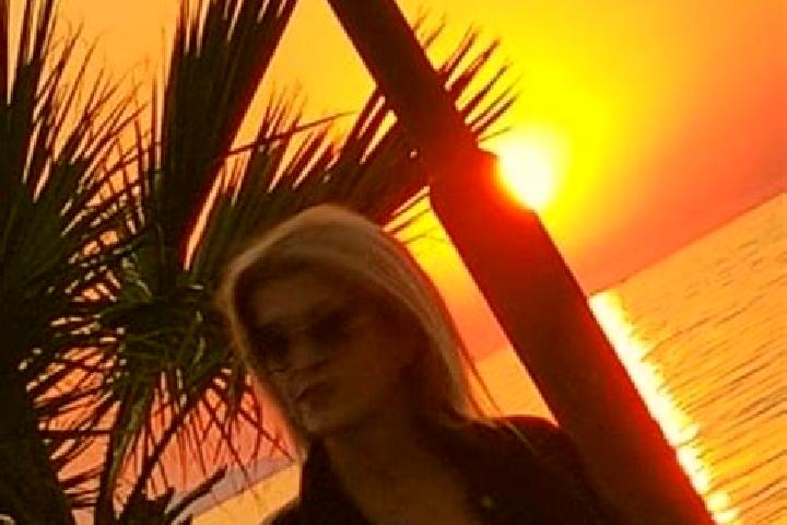 Aubrey, 28 — Escort in Meral, France