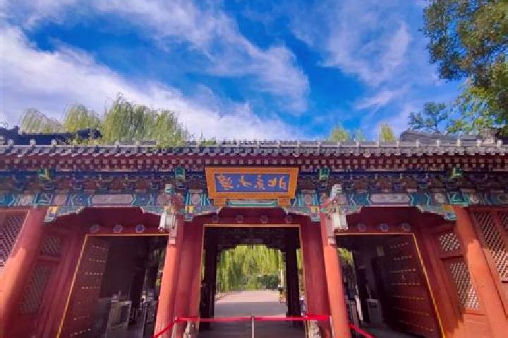 Aubrey, 28 — Escort in Shihe, China
