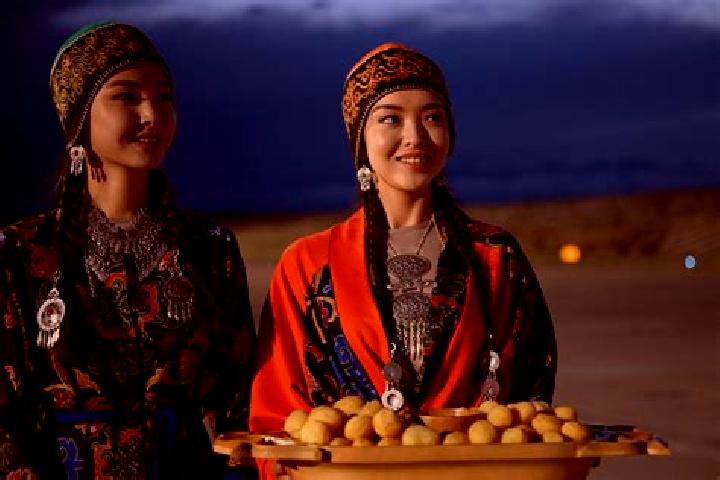 Aubrey, 28 — Escort in Suluktu, Kyrgyzstan