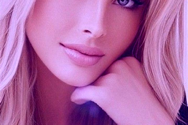 Aubrey, 29, a dark blonde blue-eyed caucasian companion based in Les Bulles. Offering Party Girl, Prostate Massage, Dinner Date, Duos. Available for incall a...