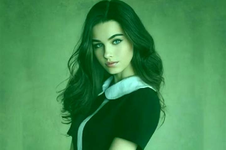 Aubrey, 29, a red dark-eyed slavic companion based in Vouille. Offering Travel Companion, Deep French Kissing, Massage, Overnight, Prostate Massage. Availabl...
