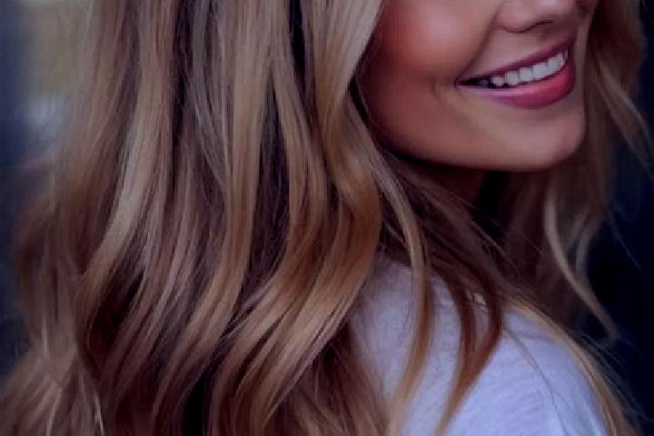 Aubrey, 30, a dark blonde hazel-eyed slavic companion based in Roaix. Offering Striptease, CIM, Erotic Massage, Prostate Massage, Girlfriend Experience. Avai...