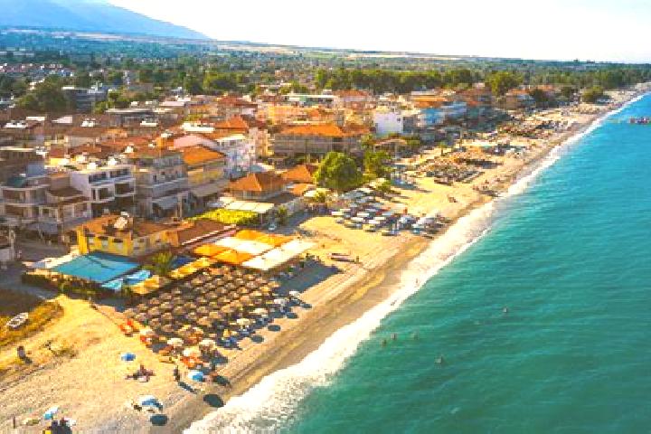 Aubrey, 30 — Escort in Paralia Ofryniou, Greece