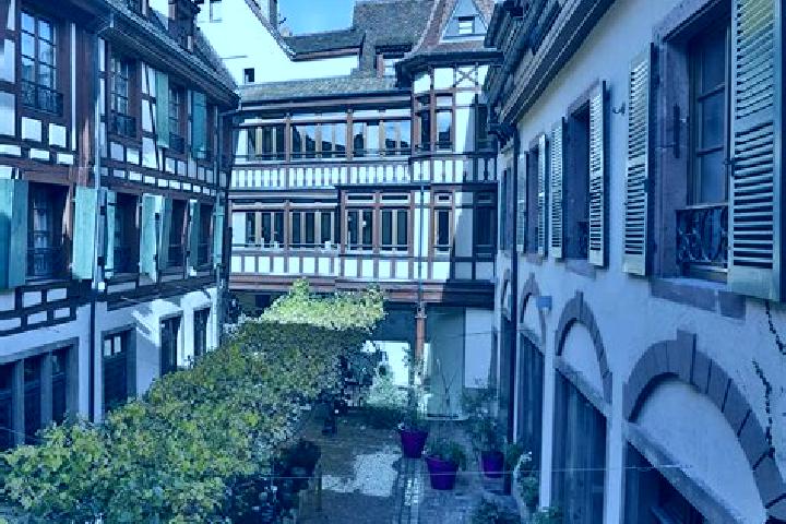 Aubrey, 30 — Escort in Vagney, France