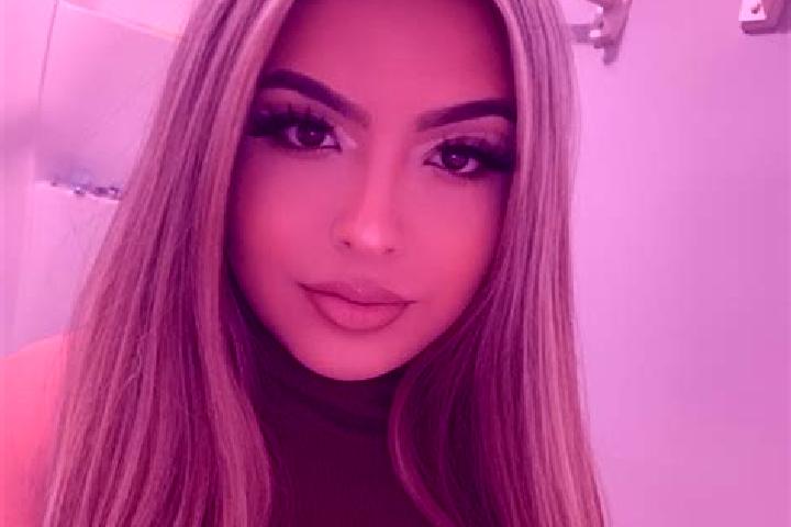 Aubrey, 31, a auburn blue-eyed mixed companion based in Hochscheid. Offering Dinner Date, Prostate Massage, Travel Companion. Available for incall and outcal...