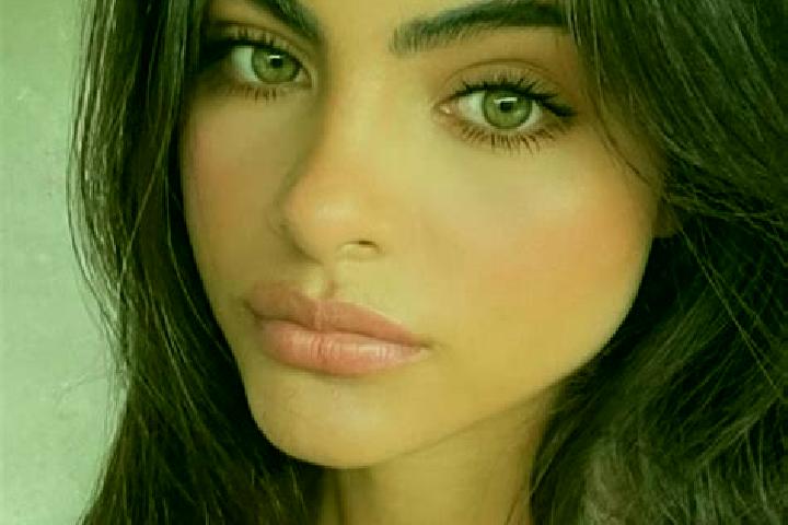Aubrey, 31, a black hazel-eyed latina companion based in Bejaia. Offering Travel Companion, Duos. Available for incall and outcall, day and evening dates.
