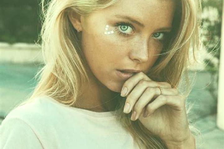 Aubrey, 31, a blonde blue-eyed caribbean companion based in Mamu. Offering Massage, Party Girl, Duos, Domination. Available for incall and outcall, day and e...