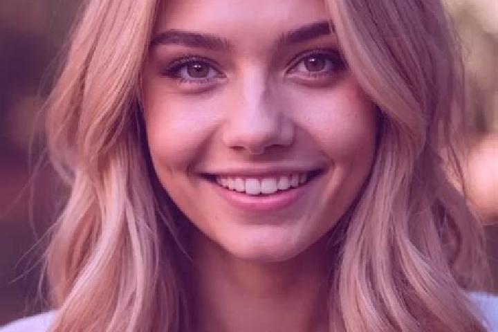 Aubrey, 31, a blonde hazel-eyed mixed companion based in Yarma. Offering GFE, Duos, Overnight. Available for incall and outcall, overnight bookings available.