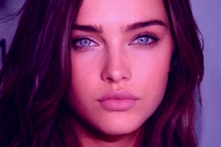 Aubrey, 31, a brunette green-eyed slavic companion based in San Miguel de Cauri. Offering 69, BDSM, Travel Companion, Dinner Date, Girlfriend Experience. Ava...