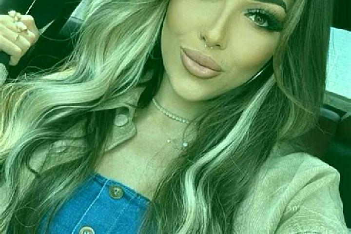 Aubrey, 31, a dark blonde brown-eyed caribbean companion based in French Harbor. Offering Dinner Date, GFE, CIM. Available for incall and outcall, overnight ...
