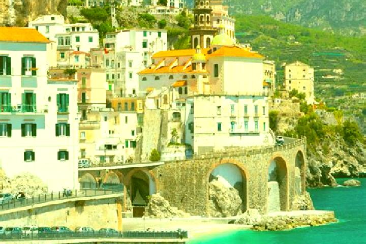 Aubrey, 31 — Escort in Laces, Italy