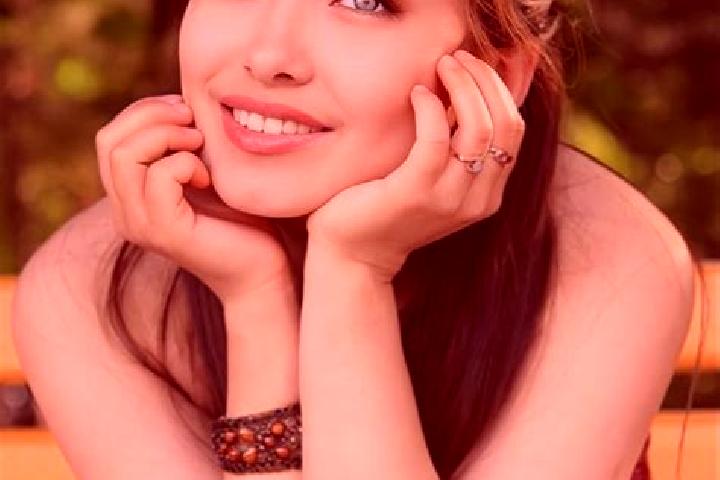 Aubrey, 32, a red blue-eyed asian companion based in Springbrook. Offering Couples, CIM, Duos. Available for incall and outcall, day and evening dates.